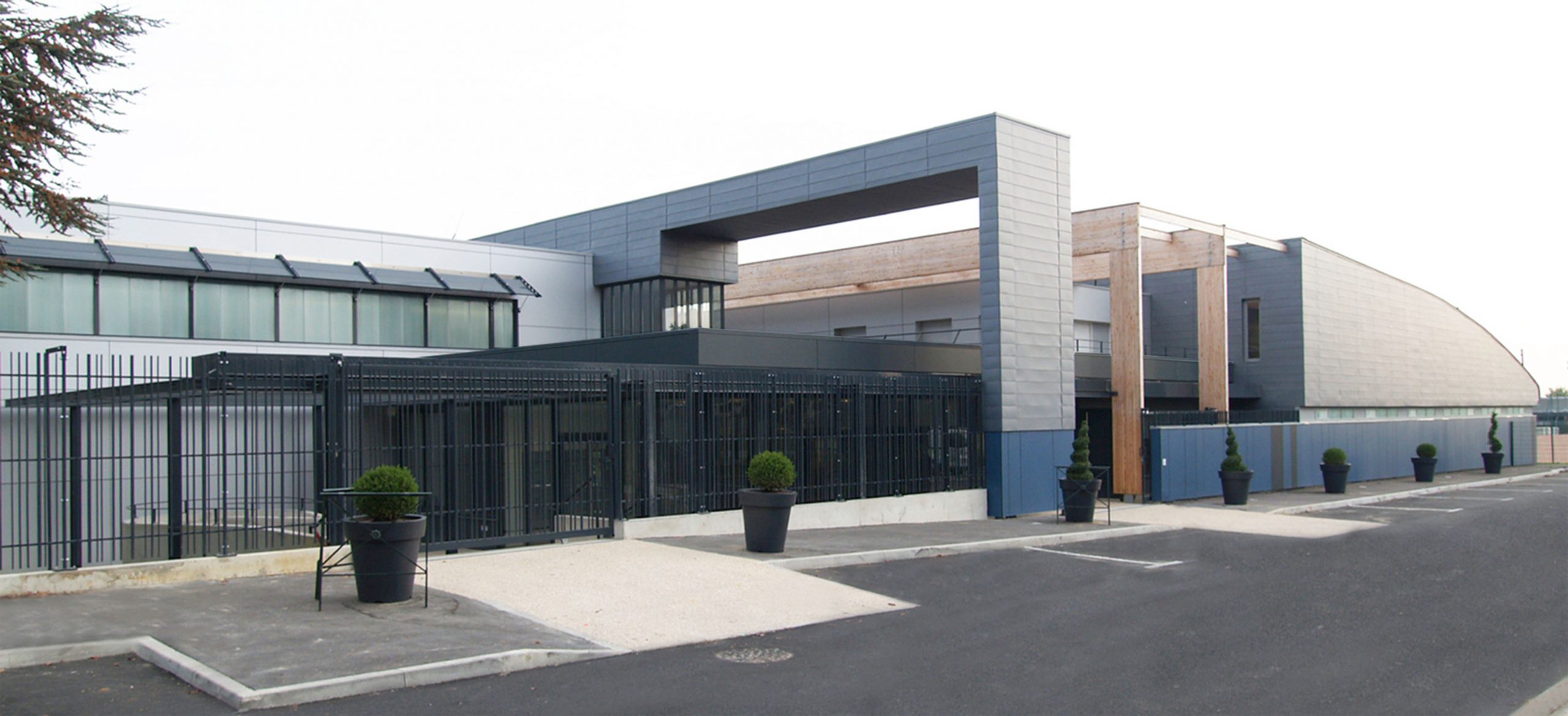 Gymnase Michel Poirier • lvkarchitectes • Equipements